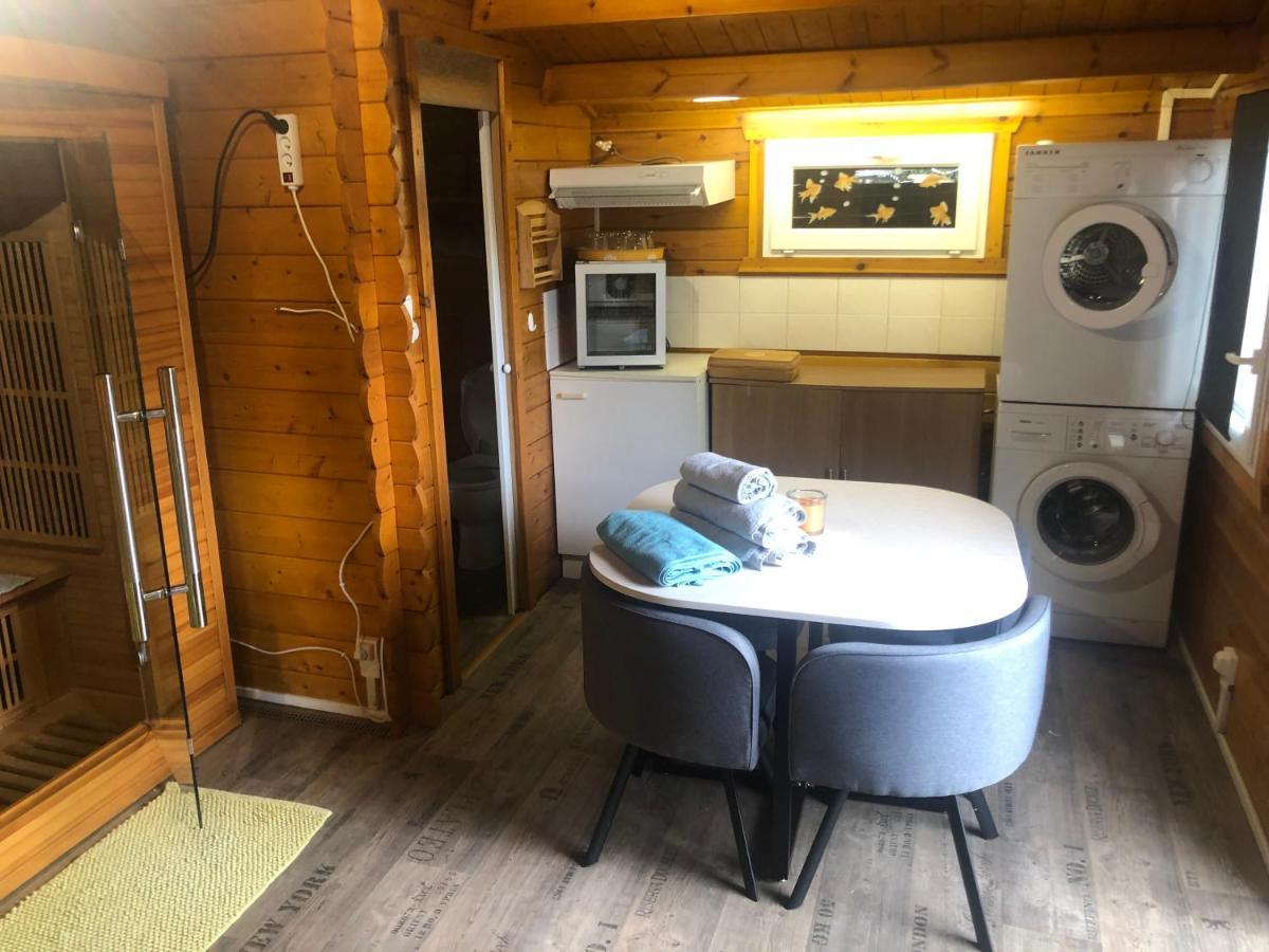 La Baie Des Lacs Apartment Froidchapelle Luaran gambar